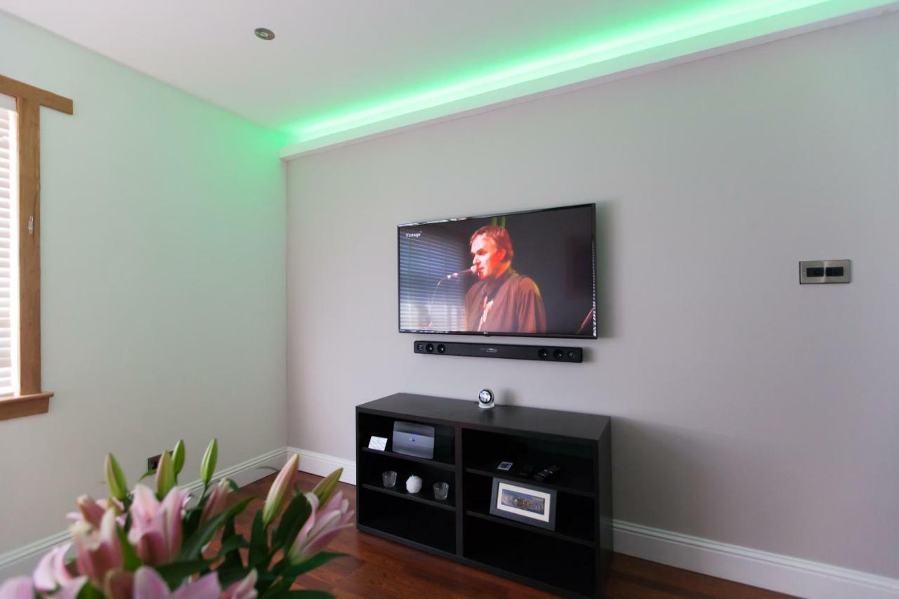 Leys Park Executive Apartments 邓弗姆林 外观 照片